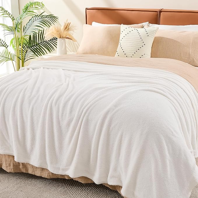 EMME Muslin and Fleece Queen Blanket Reversible - Image 2