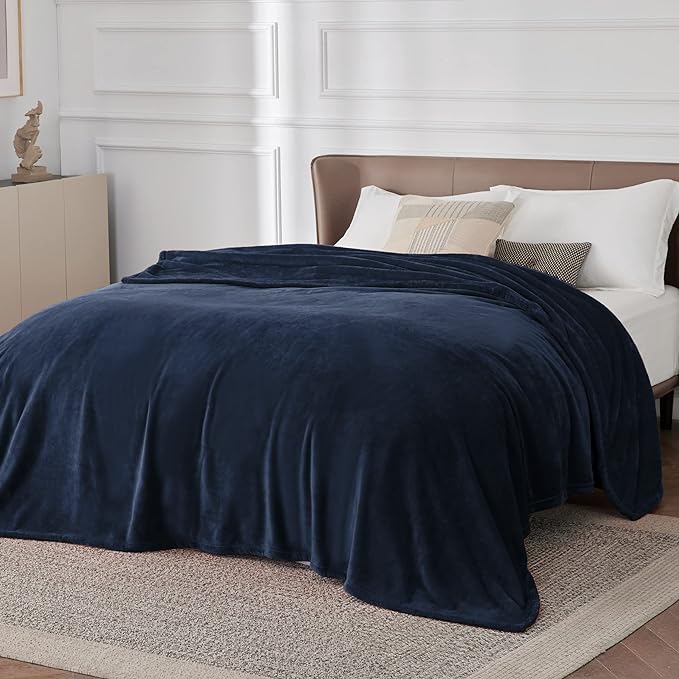 Bedsure GentleSoft Fleece Blanket California King Navy Blue - Image 2