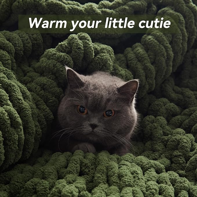 Negwoo Chunky Knit Throw Blanket, Handmade Green Crochet Big Thick Blanket - Image 4