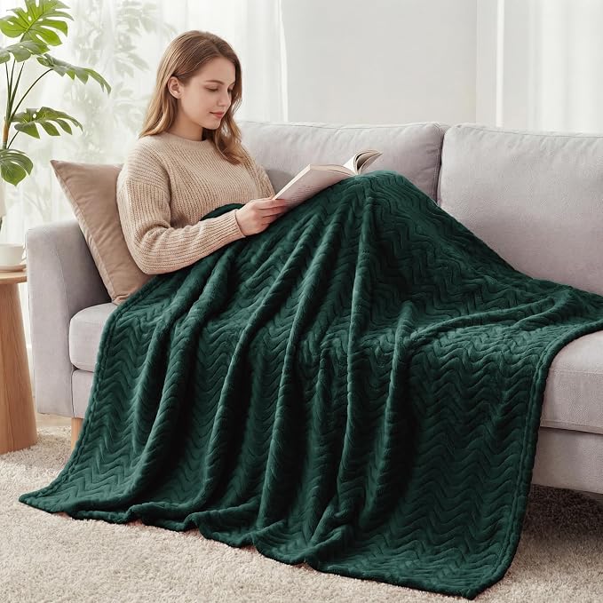 Exclusivo Mezcla Twin Blanket for Bed, Cozy Lightweight Fleece Blankets for All - Image 6