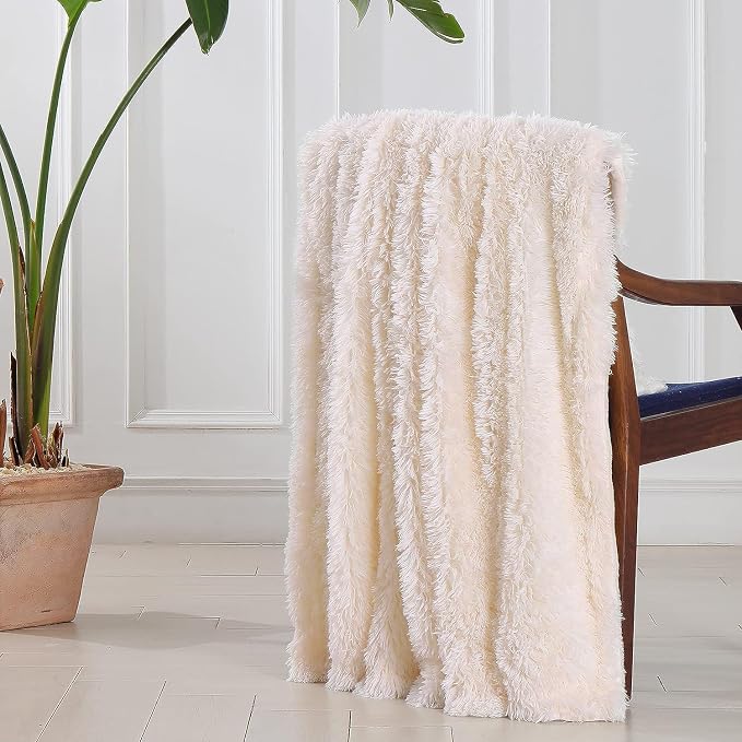 Tuddrom Decorative Extra Soft Faux Fur Blanket Queen Size 80"x90", Solid - Image 4