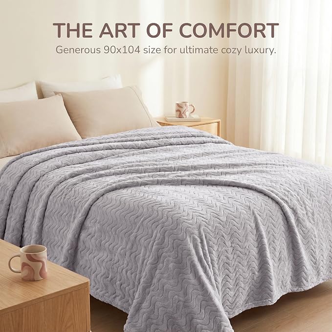 Exclusivo Mezcla Queen Blanket for Bed, Cozy Lightweight Fleece Blankets for - Image 2