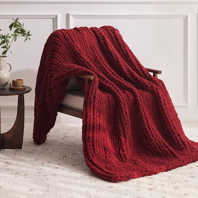 Negwoo Chunky Knit Throw Blanket, Handmade Red Crochet Big Thick Blanket - Image 2