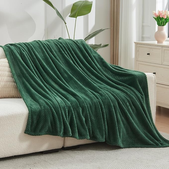 NEWCOSPLAY Super Soft King Blanket Dark Green Premium Silky Flannel Fleece - Image 9