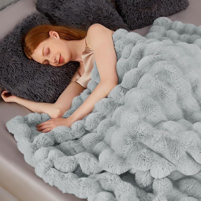 Touchat Luxury 1000GSM Faux Rabbit Fur Throw Blanket, Super Heavy Warm Cozy - Image 2