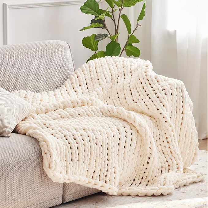 Negwoo Chunky Knit Throw Blanket, Handmade Cream Crochet Big Thick Blanket - Image 2