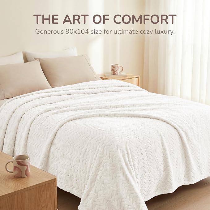 Exclusivo Mezcla King Blanket for Bed, Cozy Lightweight Fleece Blankets for All - Image 2