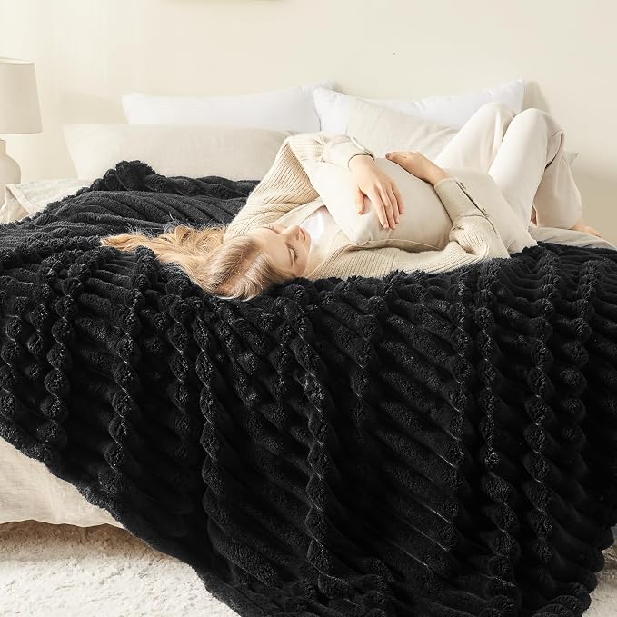 NEWCOSPLAY Super Soft King Blanket Black Premium Silky Flannel Fleece 3D Ribbed - Image 3