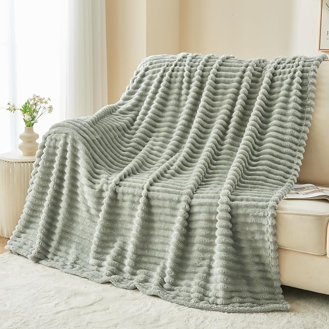 NEWCOSPLAY Super Soft Twin Blanket Sage Green Premium Silky Flannel Fleece 3D - Image 4