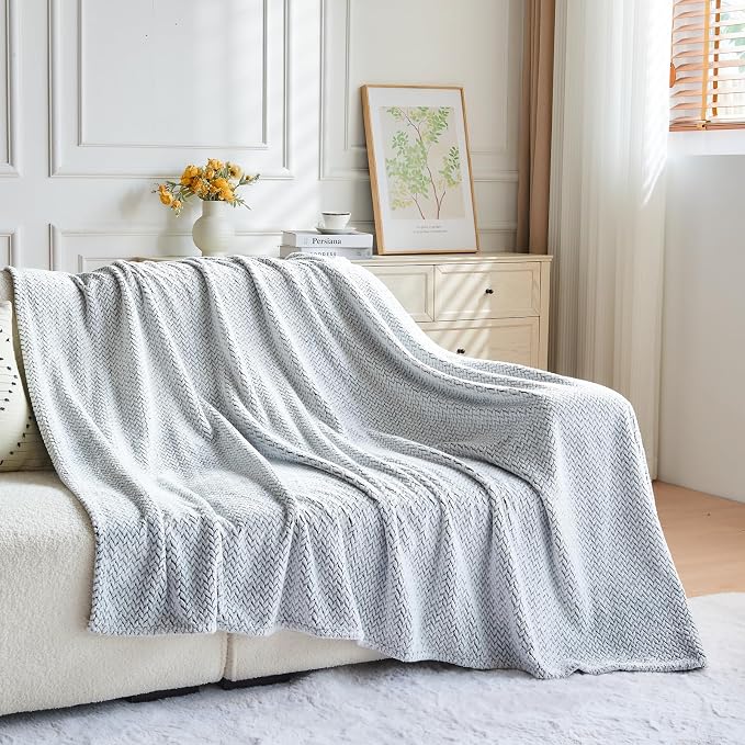 NEWCOSPLAY Super Soft King Blanket Frosty Dark Grey Premium Silky Flannel - Image 9