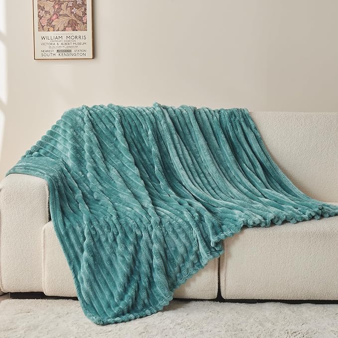 NEWCOSPLAY Super Soft Twin Blanket Light Teal Premium Silky Flannel Fleece 3D - Image 8