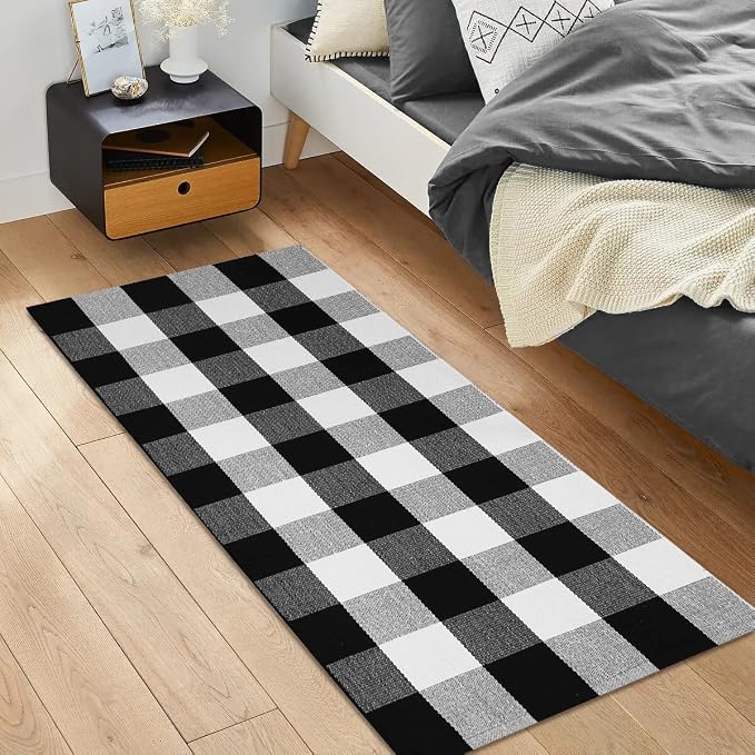 IOHOUZE Buffalo Plaid Checkered Rug 2x4.3 Ft Front Door Mats, Washable Area Rugs - Image 3