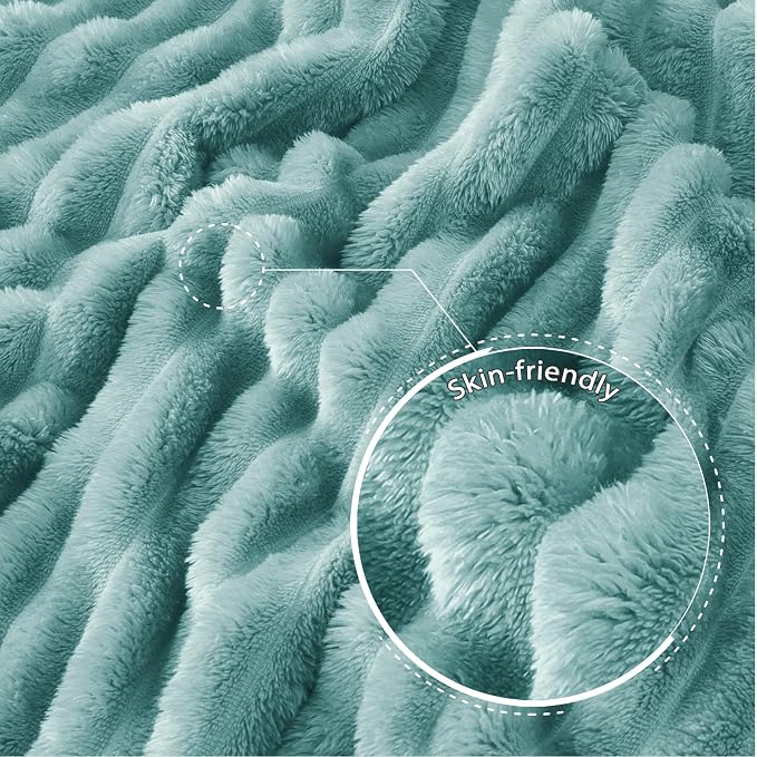Exclusivo Mezcla Twin Size Flannel Fleece Blanket, Super Soft Striped Jacquard - Image 5
