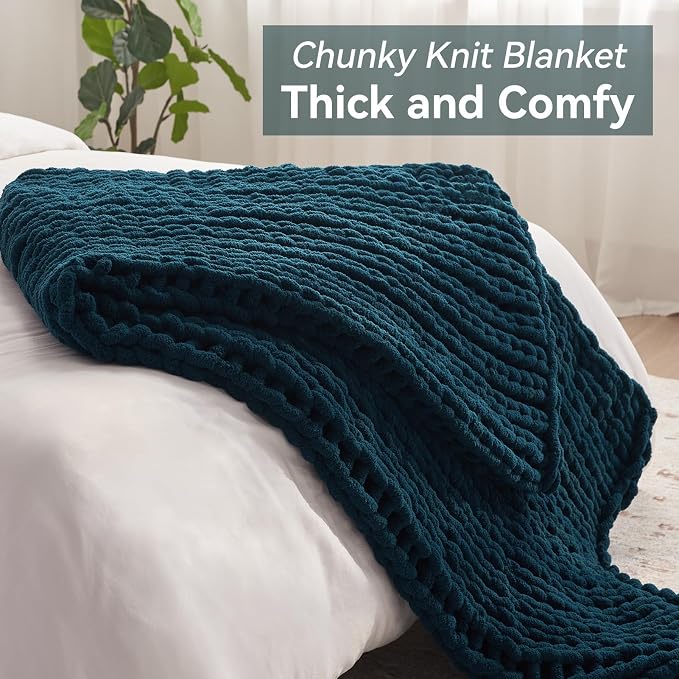 Negwoo Chunky Knit Throw Blanket, Handmade Peacock Blue Crochet Big Thick - Image 5