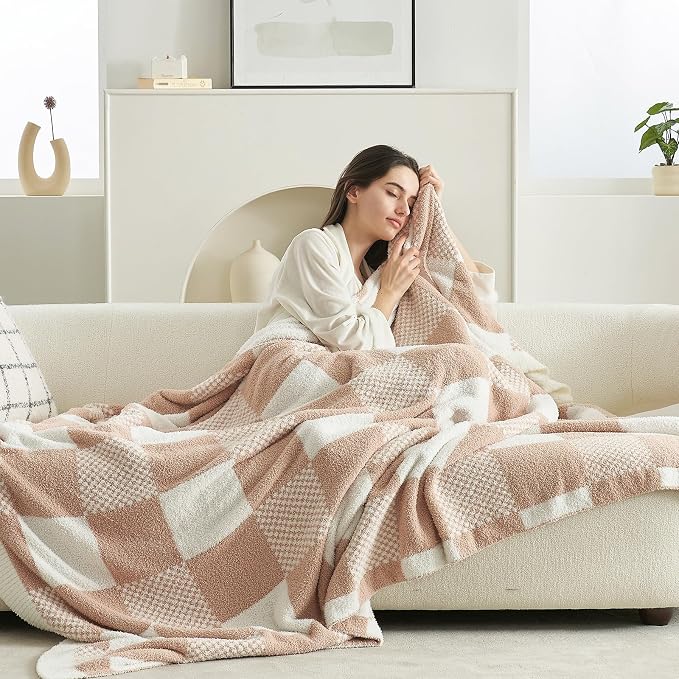 Snuggle Sac Checkered Blanket, 60x80 inches - Image 5