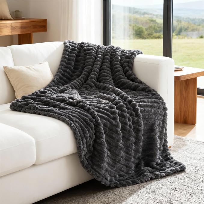 Bedsure GentleSoft Grey Twin Blanket - Image 6