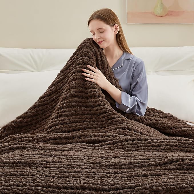 Negwoo Chunky Knit Throw Blanket, Handmade Dark Brown Crochet Big Thick Blanket - Image 6