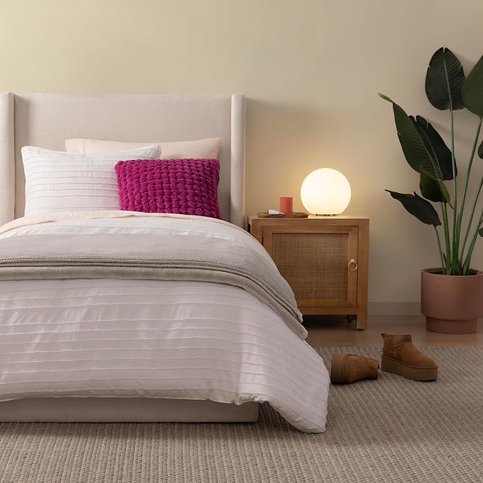 UGG Whitecap Twin Blanket, Soft Cozy Fleece Blanket - Image 4