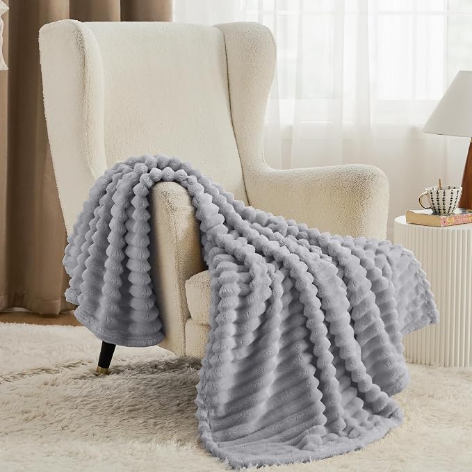 Bedsure GentleSoft Twin Blanket - Image 2