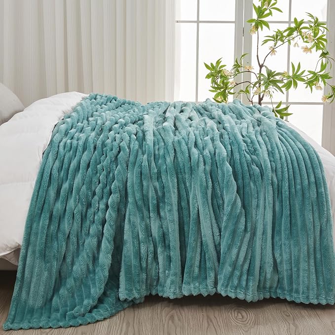 NEWCOSPLAY Super Soft Queen Blanket Light Teal Premium Silky Flannel Fleece 3D - Image 4