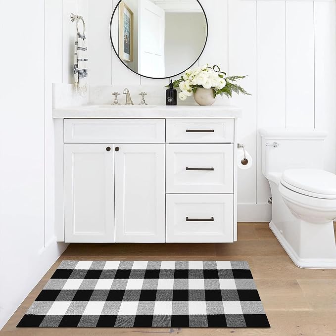 IOHOUZE Buffalo Plaid Checkered Rug 2x4.3 Ft Front Door Mats, Washable Area Rugs - Image 9