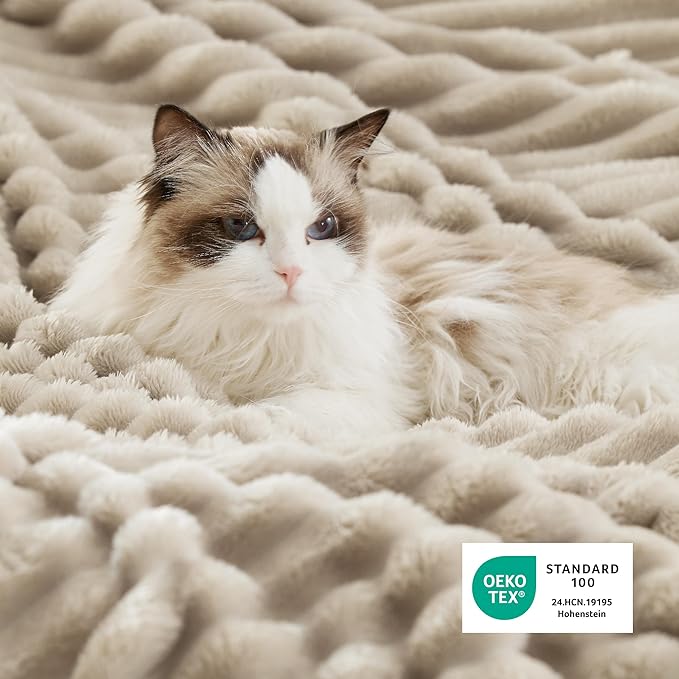 Bedsure Sherpa Blanket King Size - Image 4