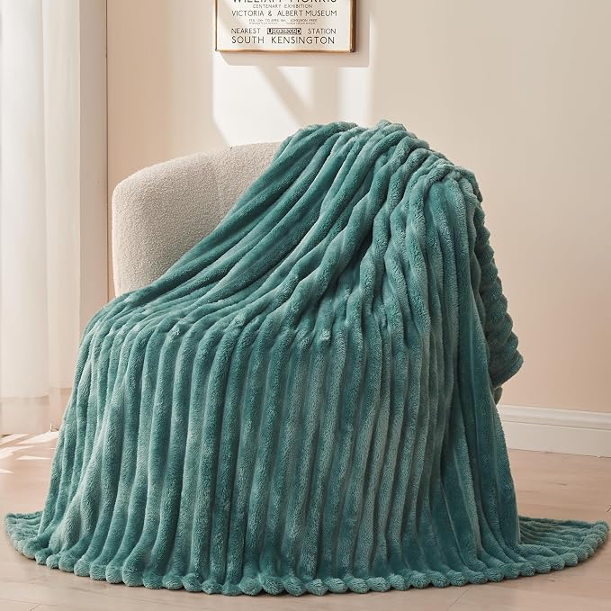 NEWCOSPLAY Super Soft King Blanket Light Teal Premium Silky Flannel Fleece 3D - Image 9