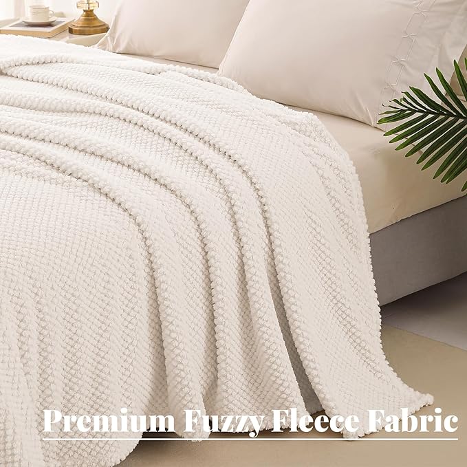 Whale Flotilla Twin Size Fuzzy Fleece Blanket - Image 5