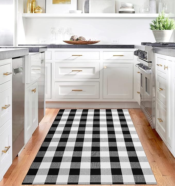 IOHOUZE Buffalo Plaid Checkered Rug 4x6 Ft Front Door Mats, Washable Area Rugs - Image 2