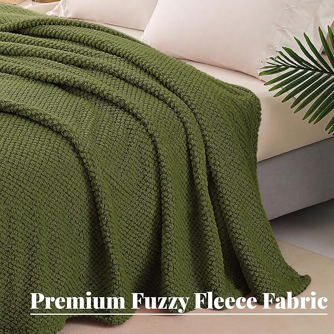 Whale Flotilla Twin Size Fuzzy Fleece Blanket, Fluffy Warm Soft Jacquard Bed - Image 5