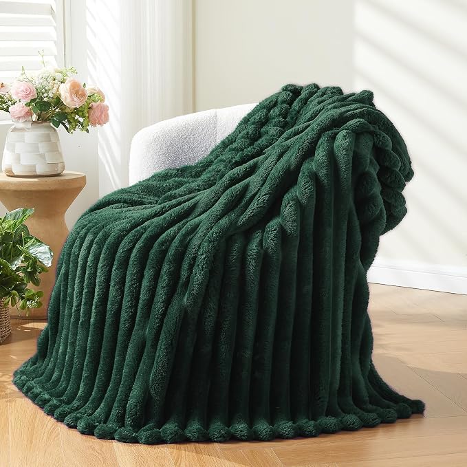 NEWCOSPLAY Super Soft Throw Blanket Dark Green Premium Silky Flannel Fleece 3D by NEWCOSPLAY