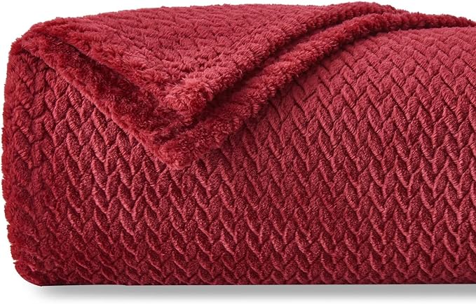 NEWCOSPLAY Super Soft Queen Blanket Red Premium Silky Flannel Fleece Leaves by NEWCOSPLAY