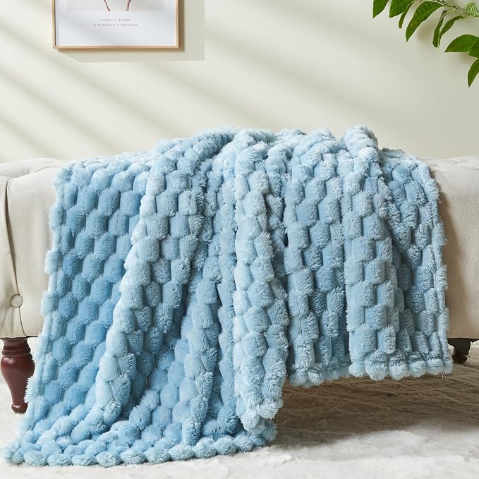 NEWCOSPLAY Super Soft Queen Blanket Blue Premium Silky Flannel Fleece 3D Clouds - Image 9