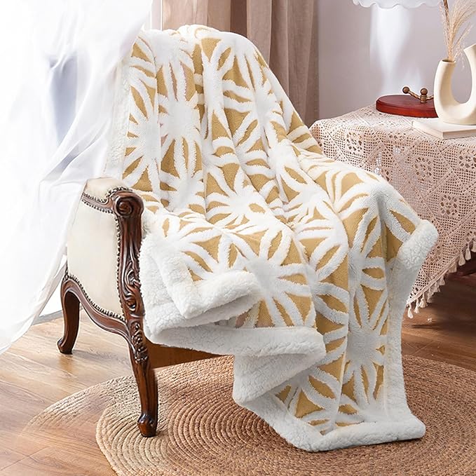 LOMAO Sherpa Fleece Blanket for Mom Cozy Soft Throw Blanket for Women Men by LOMAO