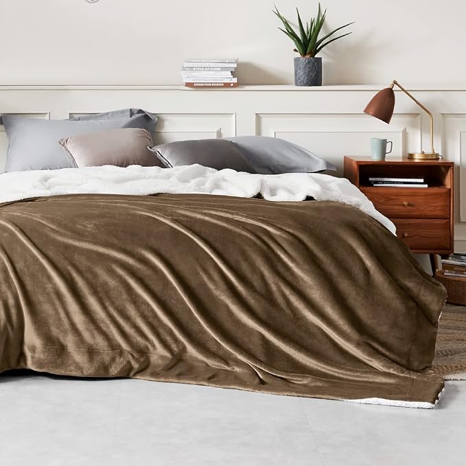 Bedsure GentleSoft Sherpa Fleece Blankets King Size - Image 3
