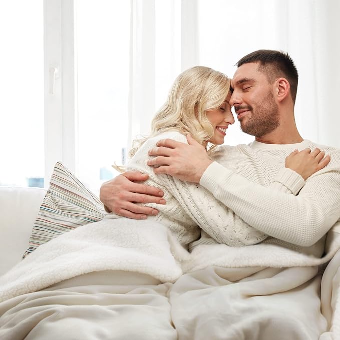 Bedsure GentleSoft Sherpa Fleece Throw Blanket - Image 6