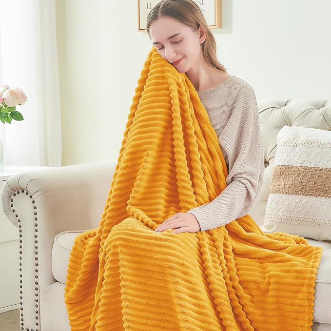 BEDELITE Fleece Blanket Queen Size – 3D Ribbed Jacquard Soft and Warm - Image 3
