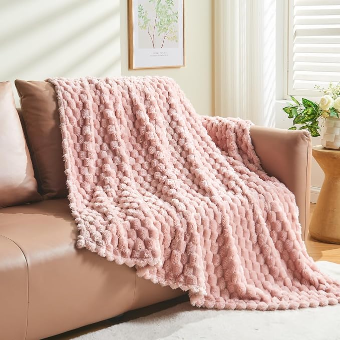 NEWCOSPLAY Super Soft Throw Blanket Pink Premium Silky Flannel Fleece 3D Clouds - Image 8