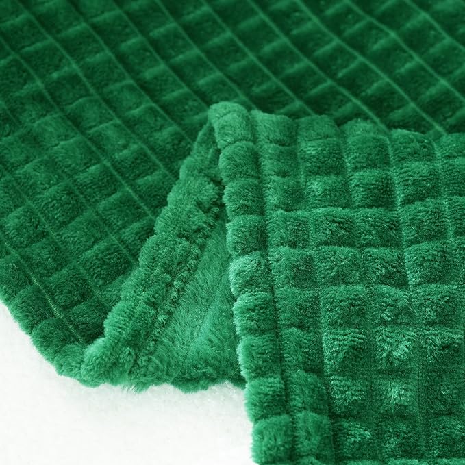 Puncuntex Flannel Fleece Throw Blanket Classic Green 90"×90", Super Soft Plush - Image 5