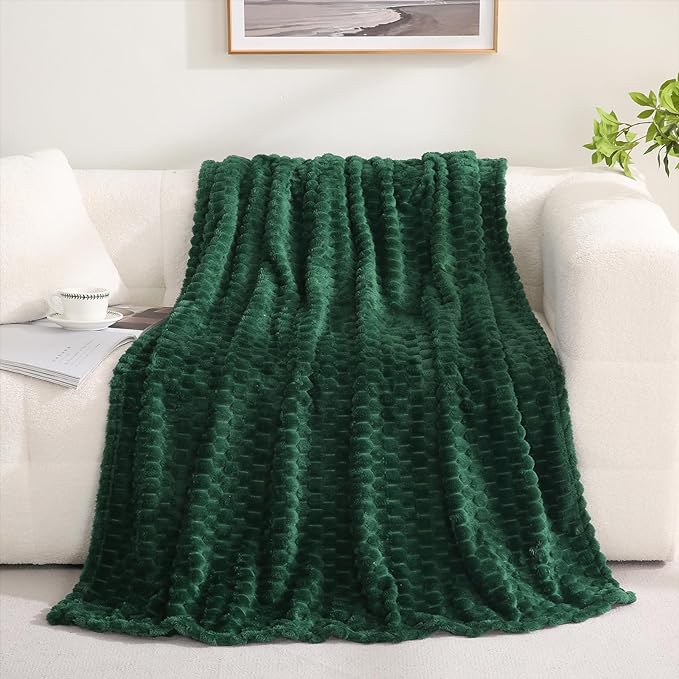 Puncuntex Dark Green Throw Blanket 60"×80" inches Fuzzy 3D Jacquard Decorative by Puncuntex