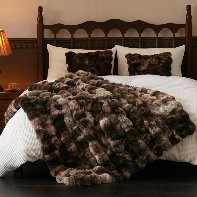 BENVWE Fluffy Faux Fur Throw Blanket - Image 5