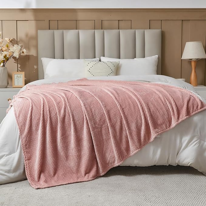 NEWCOSPLAY Super Soft Twin Blanket Dusty Pink Premium Silky Flannel Fleece - Image 4