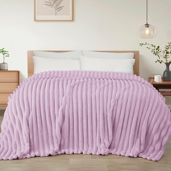 Exclusivo Mezcla Queen Size Flannel Fleece Blanket, Super Soft Striped Jacquard by ExclusivoMezcla