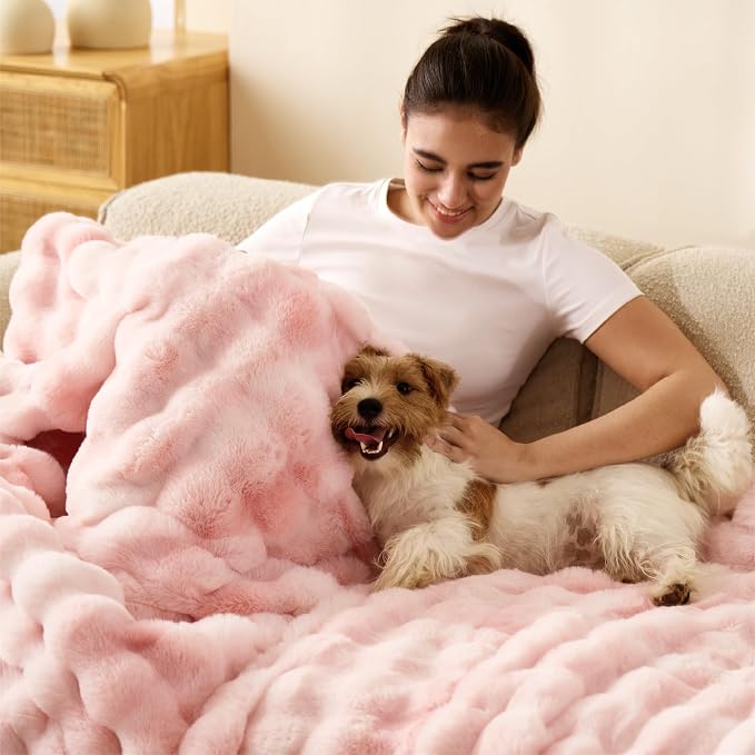 Bedsure GentleSoft Fluffy Fuzzy Twin Blanket, Soft Cozy Fleece Faux Fur Blanket - Image 4