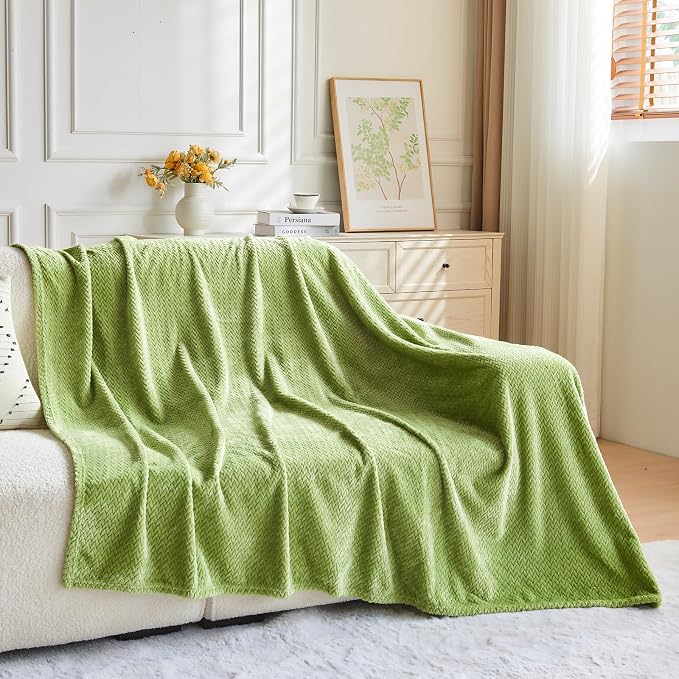NEWCOSPLAY Super Soft Throw Blanket Green Premium Silky Flannel Fleece Leaves - Image 8