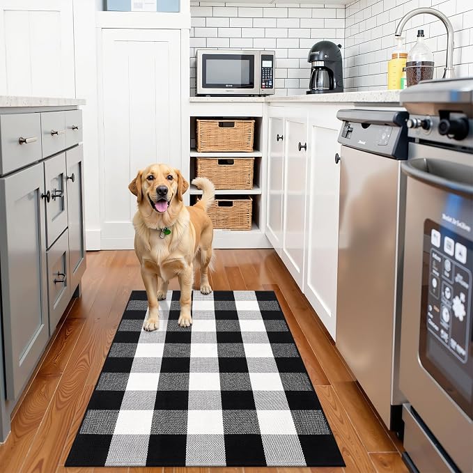 OLANLY Buffalo Plaid Rug 2'4" x 3'7" – Black and White Cotton Checkered Doormat - Image 3