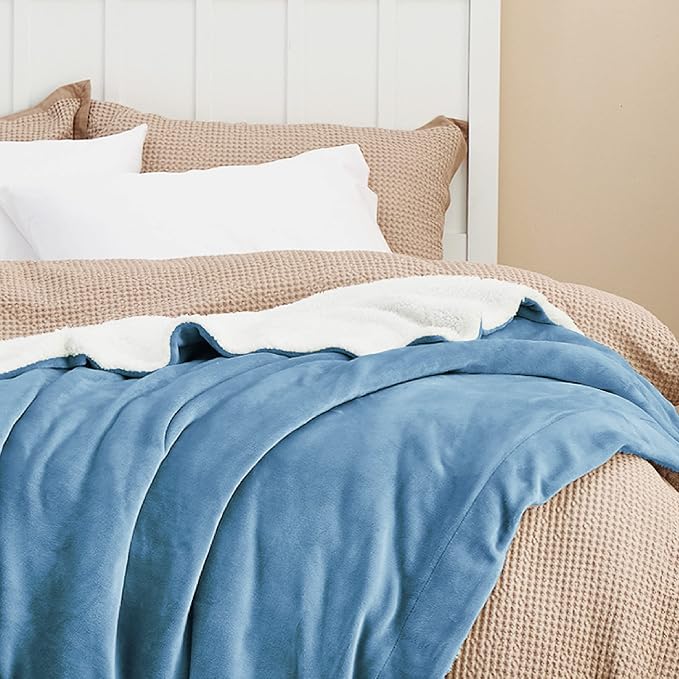 Bedsure GentleSoft Sherpa Fleece Blankets King Size - Image 4