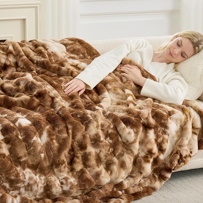 Cozy Bliss Deluxe Striped Rabbit Faux Fur Throw Blanket, Soft Fluffy Warm Plush - Image 2