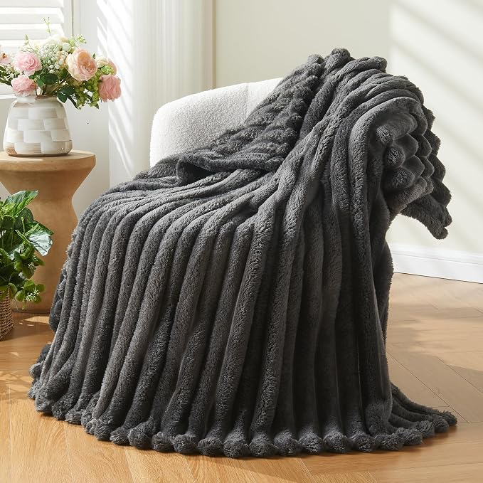 NEWCOSPLAY Super Soft King Blanket Grey Premium Silky Flannel Fleece 3D Ribbed - Image 7