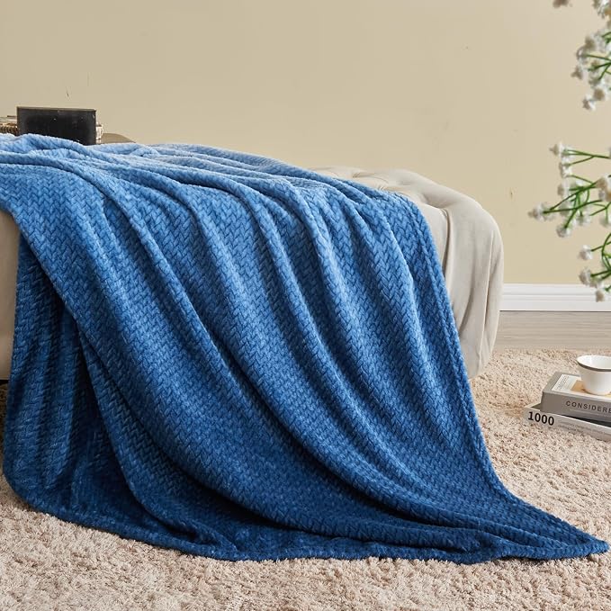 NEWCOSPLAY Super Soft Throw Blanket Ombre Blue Premium Silky Flannel Fleece - Image 5